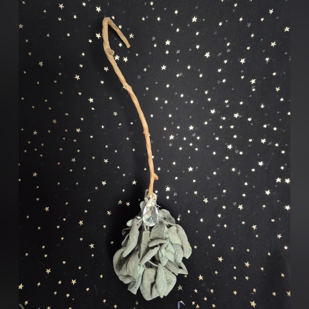Medium 12" Sage Broom - Picture 2 of 4